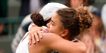 Incredibile Paolini, a un passo dal ko la Keys si ritira: Jasmine ai quarti