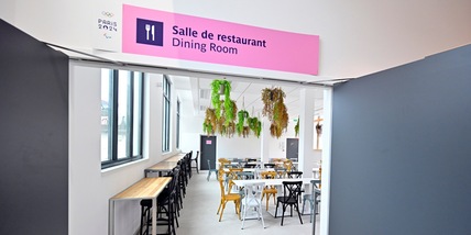 Parigi 2024, Olimpiadi di cibo! Tre milioni di banane e non solo: l'esagerato menù degli atleti