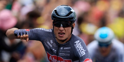 Philipsen esulta: "Siamo partiti male ma il Tour va preso giorno per giorno"