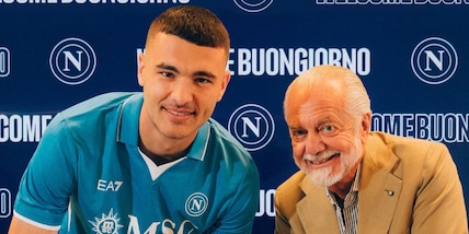 Buongiorno al Napoli di Conte, è ufficiale: l'annuncio di De Laurentiis Buongiorno al Napoli di Conte, è ufficiale: l'annuncio di De Laurentiis