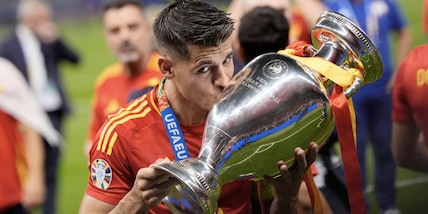 Morata, dura entrata sul tifoso dell’Atletico: il commento poi rimosso