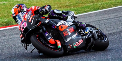 Espargaro, pole pazzesca a Silverstone! Bagnaia-Bastiani in prima fila