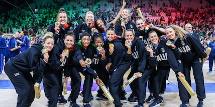 Olimpiadi: l'Italia del volley femminile è Campione Olimpica