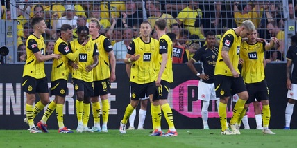 Borussia Dortmund, buona la prima: doppietta Bynoe-Gittens, Eintracht ko