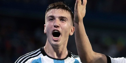 Perrone, dal City al Como: "Passo importante per la mia carriera" Perrone, dal City al Como: "Passo importante per la mia carriera"