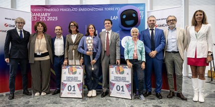 Torino 2025: al via il Tour della Fiamma del Sapere contenuta nella Torcia “Guarini”