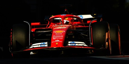 Leclerc in pole position a Baku. Terza la Ferrari di Sainz, Verstappen sesto