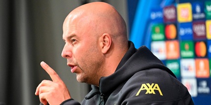 Milan-Liverpool, Slot e l'annuncio su Chiesa: cosa ha detto