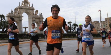 Napoli City Half Marathon, la solidarietà si fa in quattro. Si corre domenica 23 febbraio 2025