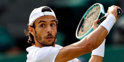 Atp Chengdu, super Musetti: batte Mannarino e vola in semifinale