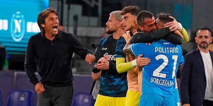 Il Napoli di Conte si prende la vetta della Serie A: Politano e Kvara, Monza ko