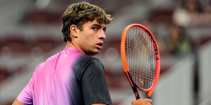 Pechino, niente da fare per Cobolli: sarà Medvedev-Alcaraz in semifinale