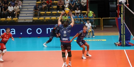 Acicastello va sotto due set, poi rimonta e batte Brescia