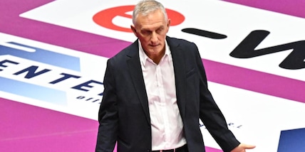 Busto esonera il tecnico Caprara e il DS Borruto