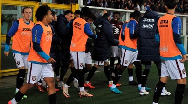 Njie, gol indimenticabile ed esultanza infinita: festa Toro con il Como!