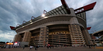 Milan, le due strade per il nuovo stadio