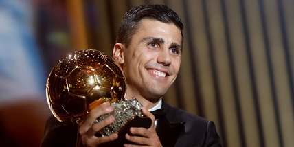 Rodri apre: "Il Real Madrid sarebbe un onore". Poi la frecciata a Vinicius