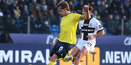Lazio furiosa, ko a Parma: Rovella doppia beffa, gol annullato e salta Napoli