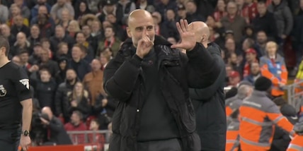 "Domani ti cacciano", a Liverpool è Pep Mourinho: preso in giro, risponde così