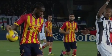Gaspar di mano, Lecce-Juve e il rigore che Rapuano e il VAR non vedono