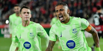 Raphinha show, manita Barcellona al Maiorca: Flick torna a +4 sul Real