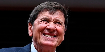 Gianni Morandi, 80 anni a suon di sport: dove e come festeggerà