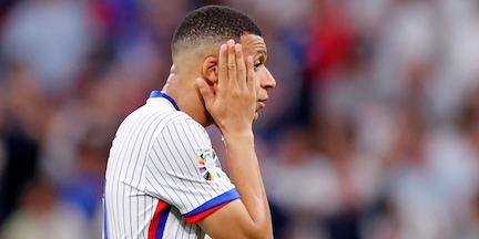 Mbappé non convocato dalla Francia: Deschamps svela il motivo Mbappé non convocato dalla Francia: Deschamps svela il motivo