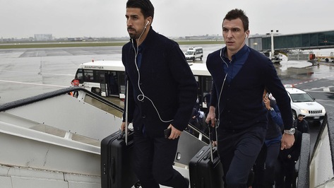 Juventus, Allegri ha in mente il tridente Cuadrado, Mandzukic e Alex Sandro. Chiellini in panca