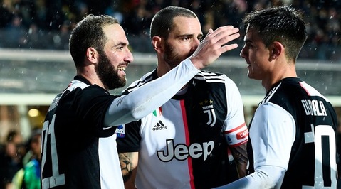 Serie A, Atalanta-Juve 1-3: Higuain e Dybala firmano la rimonta, Gosens non basta