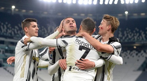 Juve-Cagliari 2-0: Ronaldo strepitoso, doppietta!