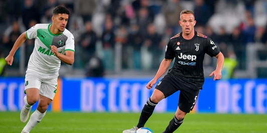 Caso plusvalenze, la Juve è messa così