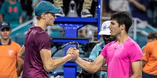 Alcaraz e Sinner le stelle più attese all’esame Roland Garros