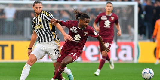 Juve-Toro, Tameze tra i pochi a salvarsi dal naufragio collettivo