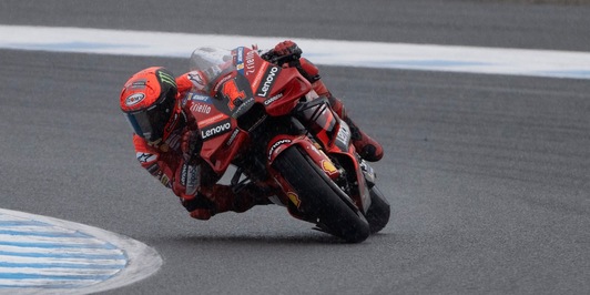MotoGP: che attributi, Bagnaia ribalta tutto!