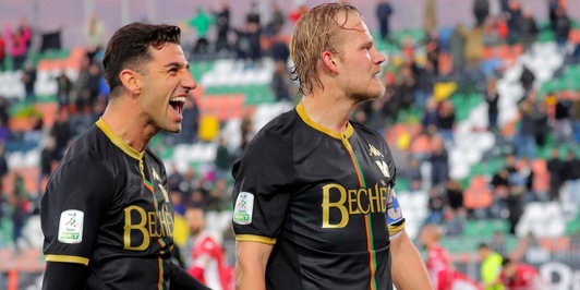 Venezia: tutti ai piedi di Pohjanpalo