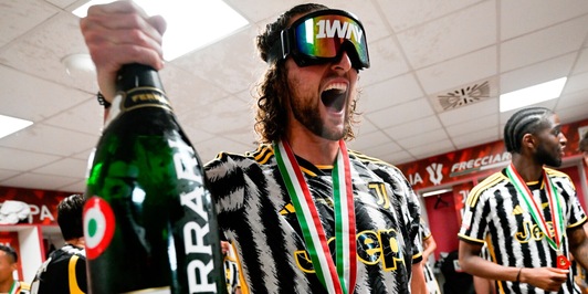 Rabiot, Juve prima di tutto: pressing Giuntoli per il rinnovo, poi mercato