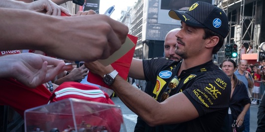 Ferrari in Black, la livrea speciale per Monza