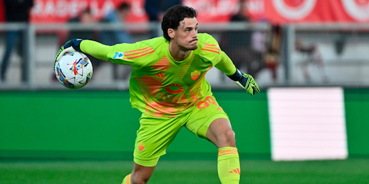 Svilar, da Mourinho a De Rossi: rivincita da raddoppio con la Roma