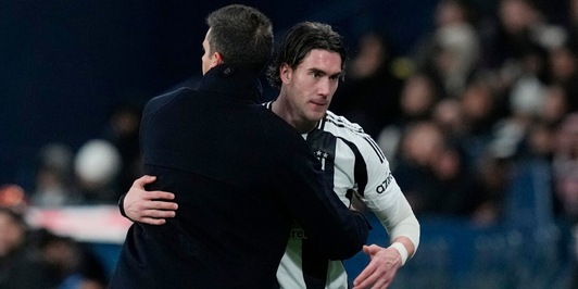 Senza carattere e senza lo straccio di un leader: la superfollia Juve