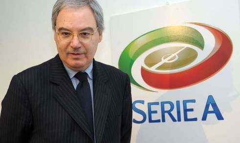 Serie B vara 'Salary Cap'. Dovrebbe adottarlo anche la serie A? Serie B vara 'Salary Cap'. Dovrebbe adottarlo anche la serie A?