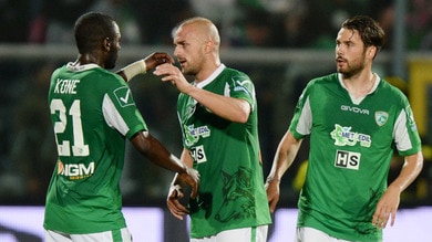 Comi fa fuori lo Spezia: sarà Avellino-Bologna