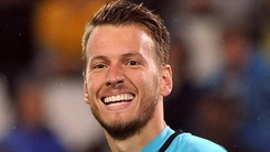 Neto: è ufficiale alla Juve. Firma fino al ’19 a 2,2 milioni Neto: è ufficiale alla Juve. Firma fino al ’19 a 2,2 milioni