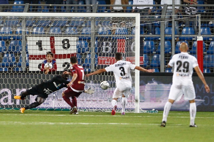 Pro Vercelli, Secondo passa in prestito al Pontedera