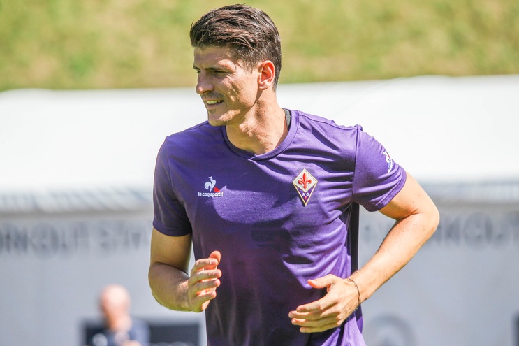 Fiorentina, Galatasaray in pressing su Gomez