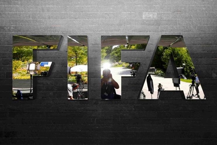 Fifa, elezioni presidenziali il 26 febbraio. Blatter: «Non mi ricandido»