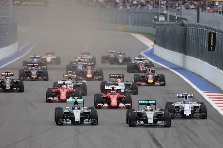 F1, la Fia dice basta a motori datati per team clienti