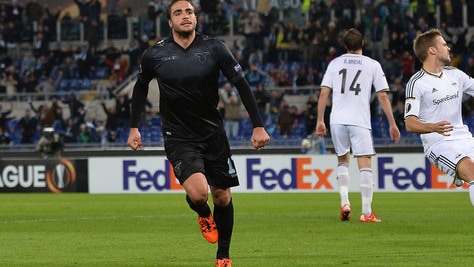Europa League, la Lazio soffre e vince. Fiorentina ko in casa