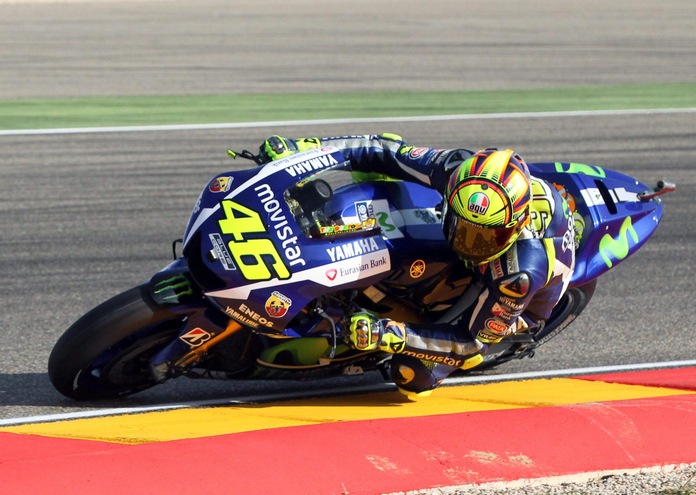 MotoGp: Rossi ci prova, l'impresa a 8,00