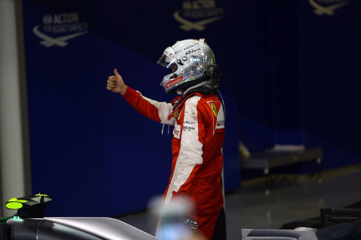 F1, Vettel domina i test sul bagnato