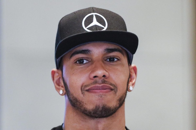 F1 Mercedes, Hamilton: «Saremo dominanti nel 2016»